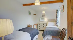 4 Zoar Cottage - Image 5