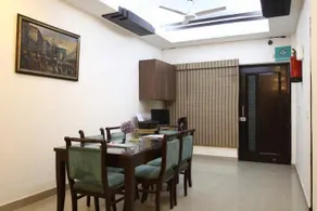 FabHotel Daffodils Inn Connaught Place - Image 1