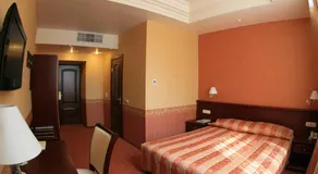 Dnepr Hotel - Image 5