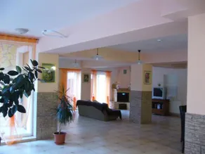 Pensiunea Orhideea - Image 2