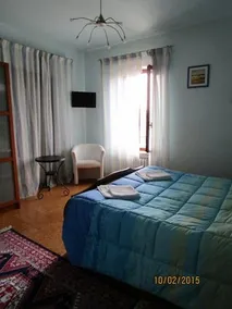 Laura - Image 5