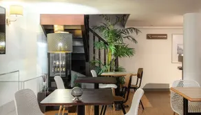 Comfort Hotel Astoria - Image 4