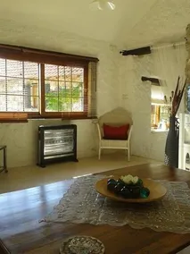 THE CHERRY HOUSE - Image 3