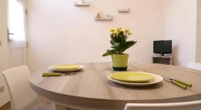 Venice Flat Ganeo - Image 5