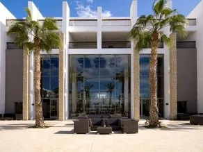 Royal Atlas & Spa - Image 4