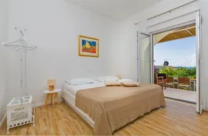 Apartments Roza - Image 3