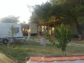 Camp Din - Image 5