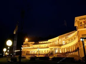 Jin Yang Mingxing Holiday Hotel - Image 2