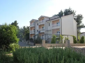 Apartments Mia Stari Grad - Image 4