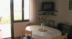 Vis Apartments - Image 2