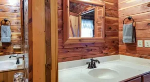 Fly Away Cabin- Modern, Serene, And Convenient - Image 3