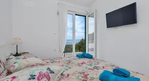 Holiday home Luka - Image 5