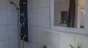 Botzoris Apartments - Image 3