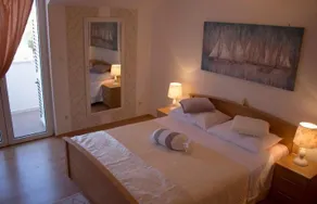 Villa Rose - Image 2