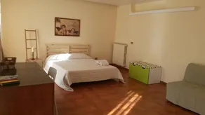 Roma Attic - Image 5