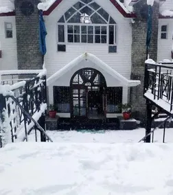 Hotel Deventure - Image 4