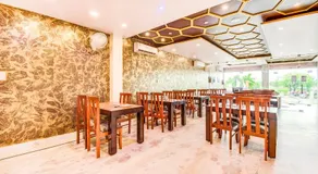 Hotel 7 Night Jaipur - Image 3
