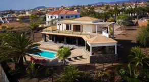 Oasis Villa with swimming pool in 4000m2 garden - Image 5