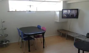 Surfers Basement - Image 5