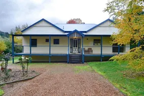Camellia Lodge - Image 2