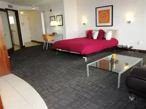 Oceandrivevr Suites - Image 2