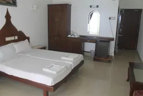 Vipin Beach Resort - Image 3