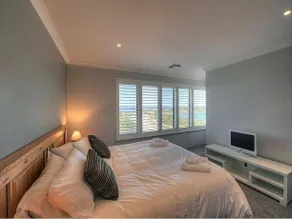 Waters Edge Luxury @ Mandurah - Wannanup - Image 4