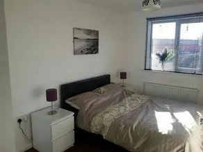 Bay Rooms - Image 5
