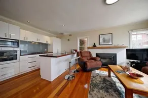 Hill View Burnie - Image 5