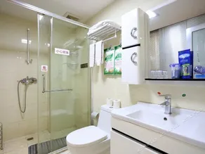 Me Young Me House Hotel (Changsha Wuyi Square Railway Station Subway Station) - Image 4