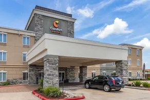 Comfort Suites - Image 4