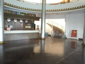 HanTing Hotel (Yantai Railway Station Yantai Port Passenger Terminal) - Image 3