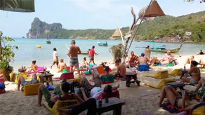 Koh Phi Phi Stones Bar Dorm Rooms & Restaurant - Image 2