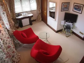 Anchorage House - Image 2