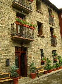 Casa Catalan - Image 1