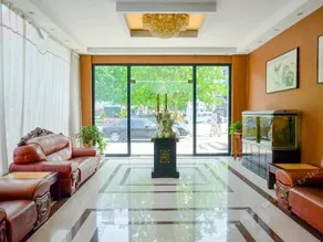 Yiyuan Express Hotel - Image 4