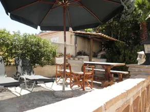Anelina Villa - Image 5