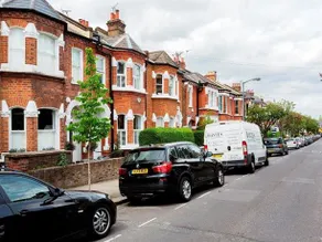 Veeve  4 Bed House On Santos Road Putney - Image 1