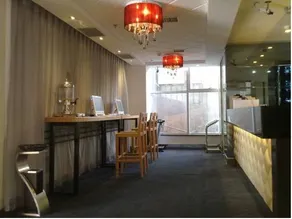 FX Hotel Tianjin Railway Station - Image 3