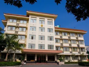Jingfang E-Sports Hotel (Zhangzhou Changtai No.1 High School) - Image 2