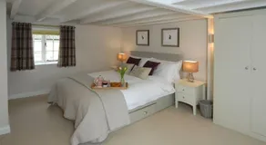 Diamond Cottage - Image 2