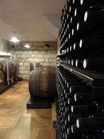 Androvic Winery Accomodation - Image 2