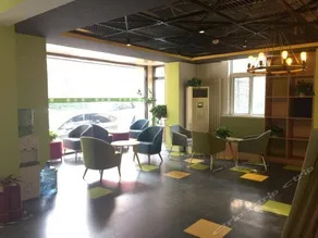 Home Inn - Image 4