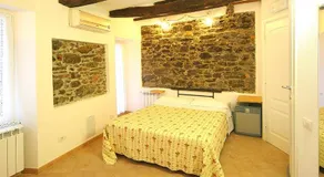 Sea View Suites - Image 2