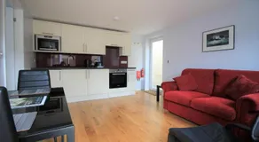 Beautiful Modern Apartment in Bath - Image 3