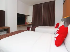 ZEN Premium Near Rumah Mode - Image 5