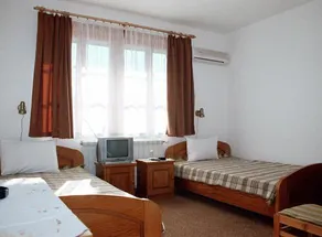 Prestige Hotel - Image 3