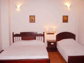 Phuong Tran Hotel - Image 4