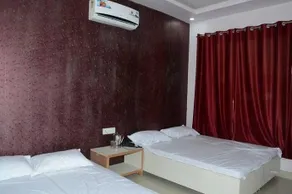 Shree G Inn - Image 4