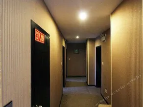 Lanzun Business Hotel - Image 4